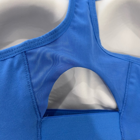 AVÍA • Blue Sports Bra • Size M (8-10) - Picture 7 of 9